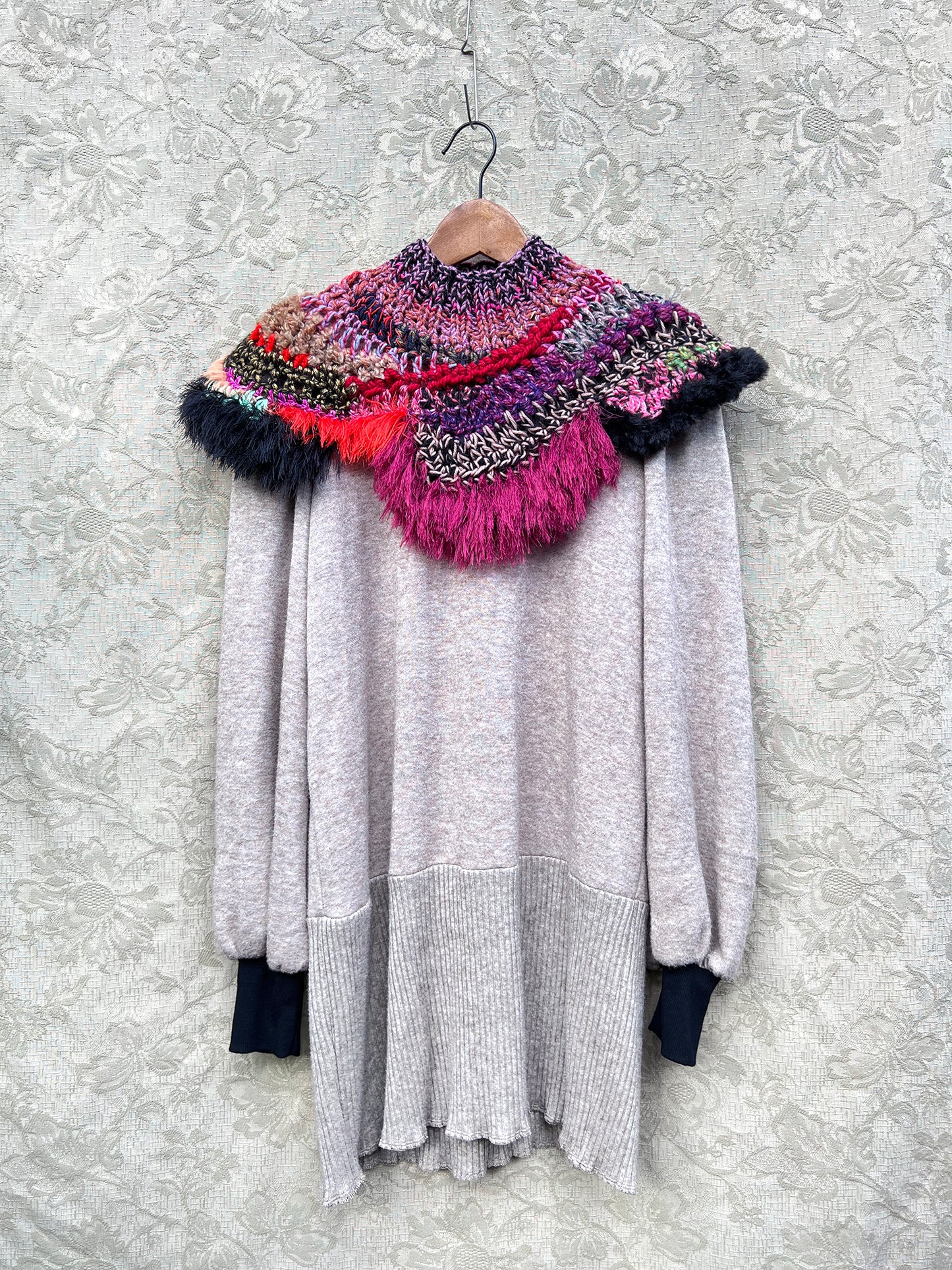 Merry Go Round Neckwarmer #24 / Low turtleneck