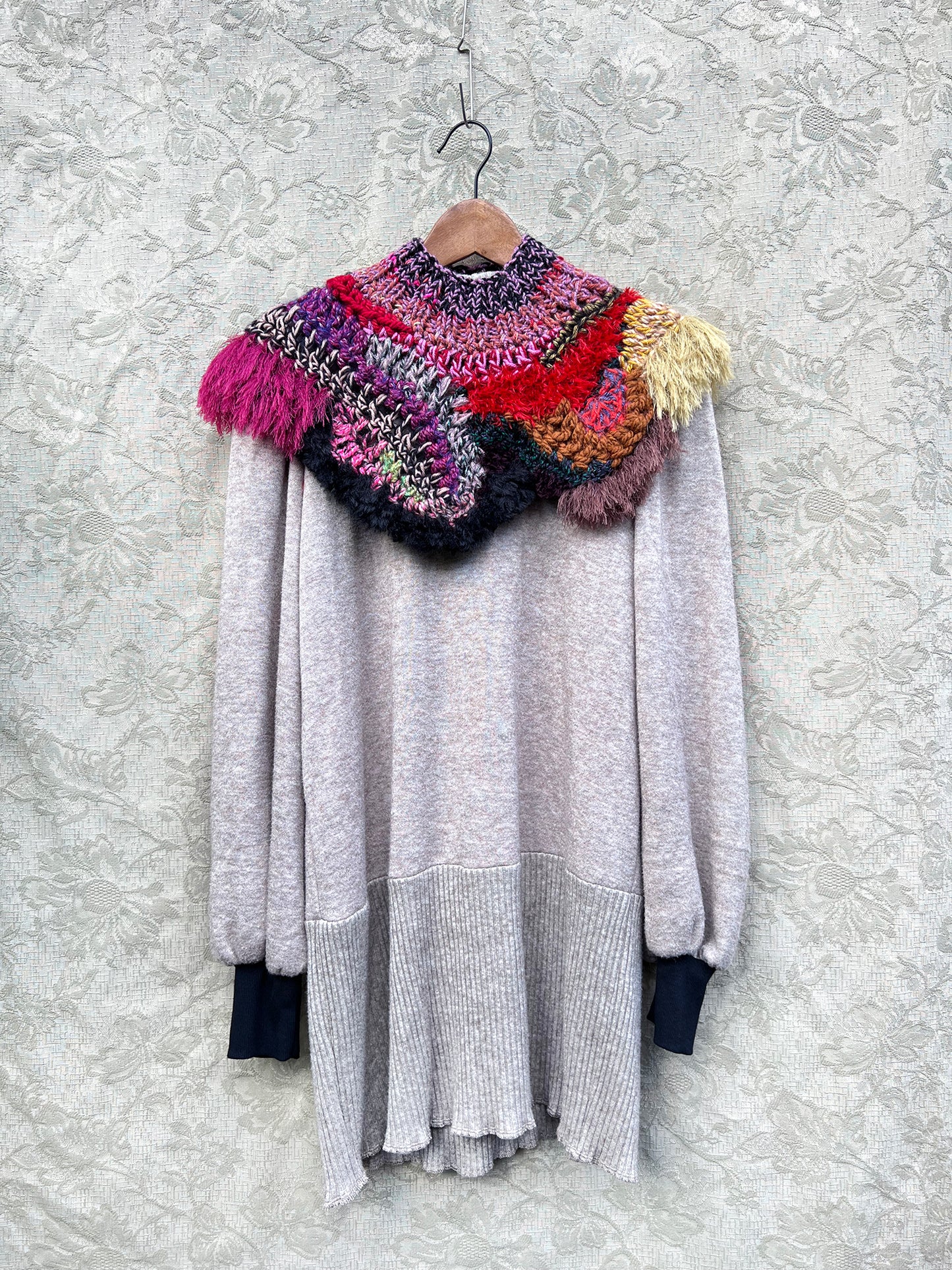 Merry Go Round Neckwarmer #24 / Low turtleneck