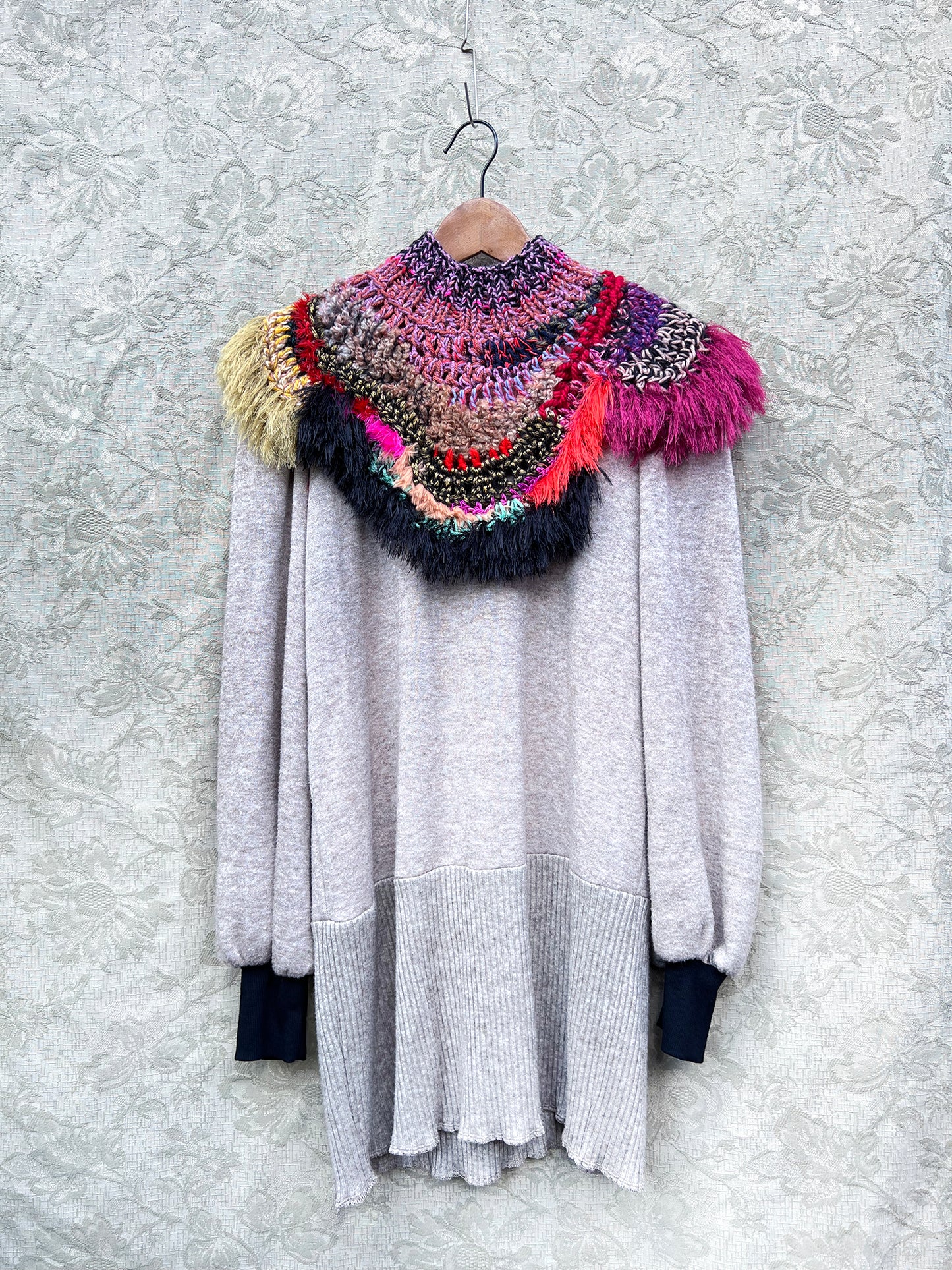 Merry Go Round Neckwarmer #24 / Low turtleneck