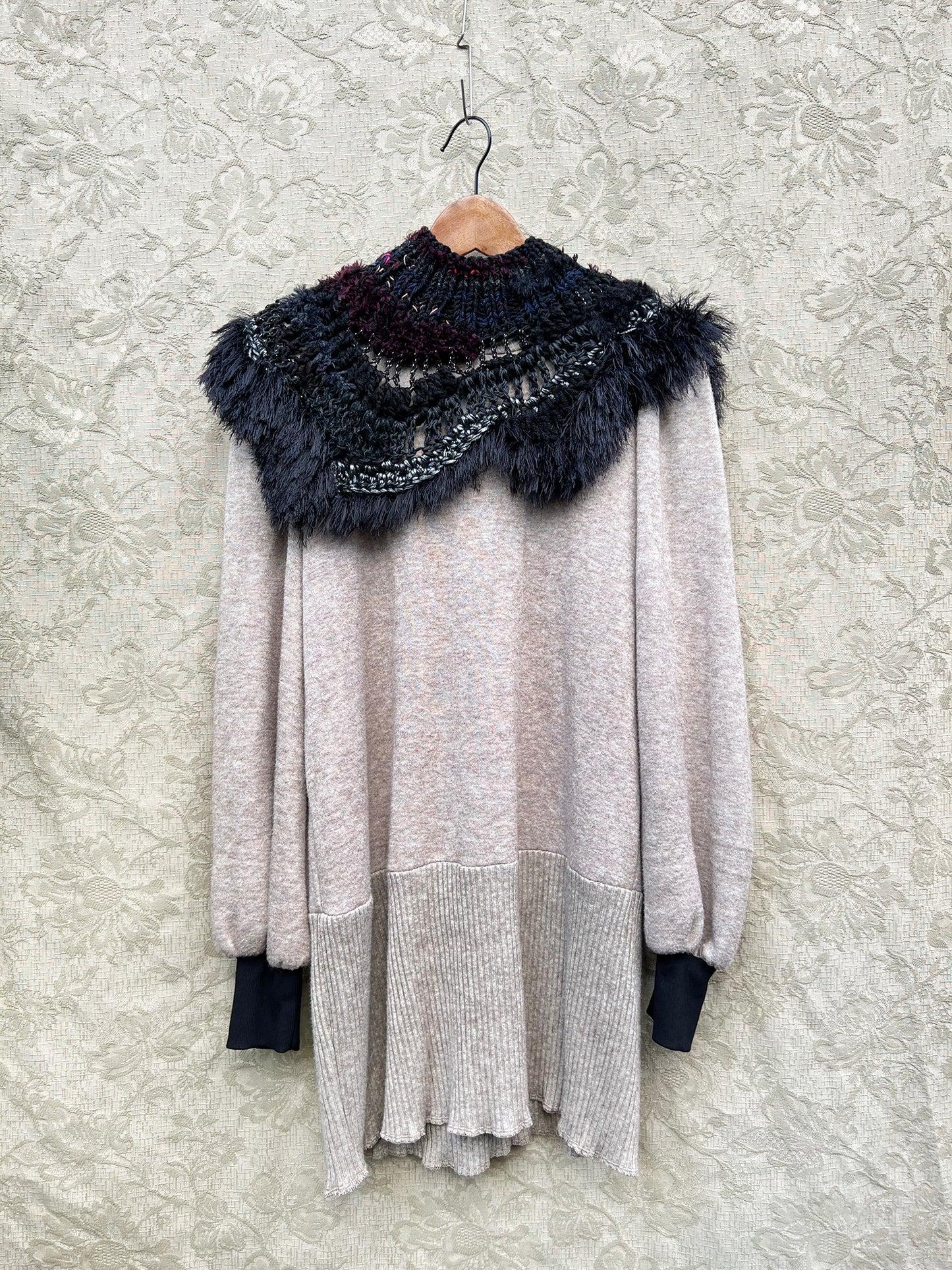 Merry Go Round Neckwarmer #21 / Low turtleneck