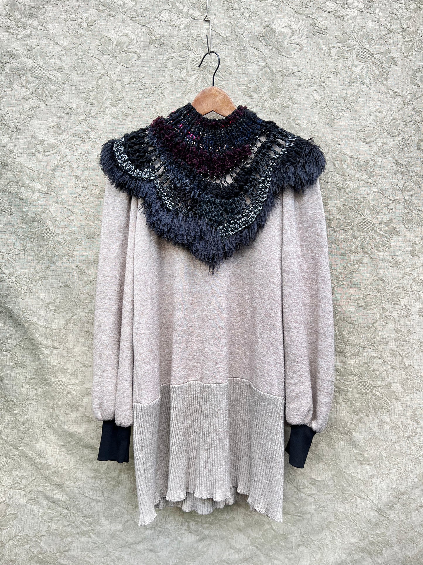 Merry Go Round Neckwarmer #21 / Low turtleneck
