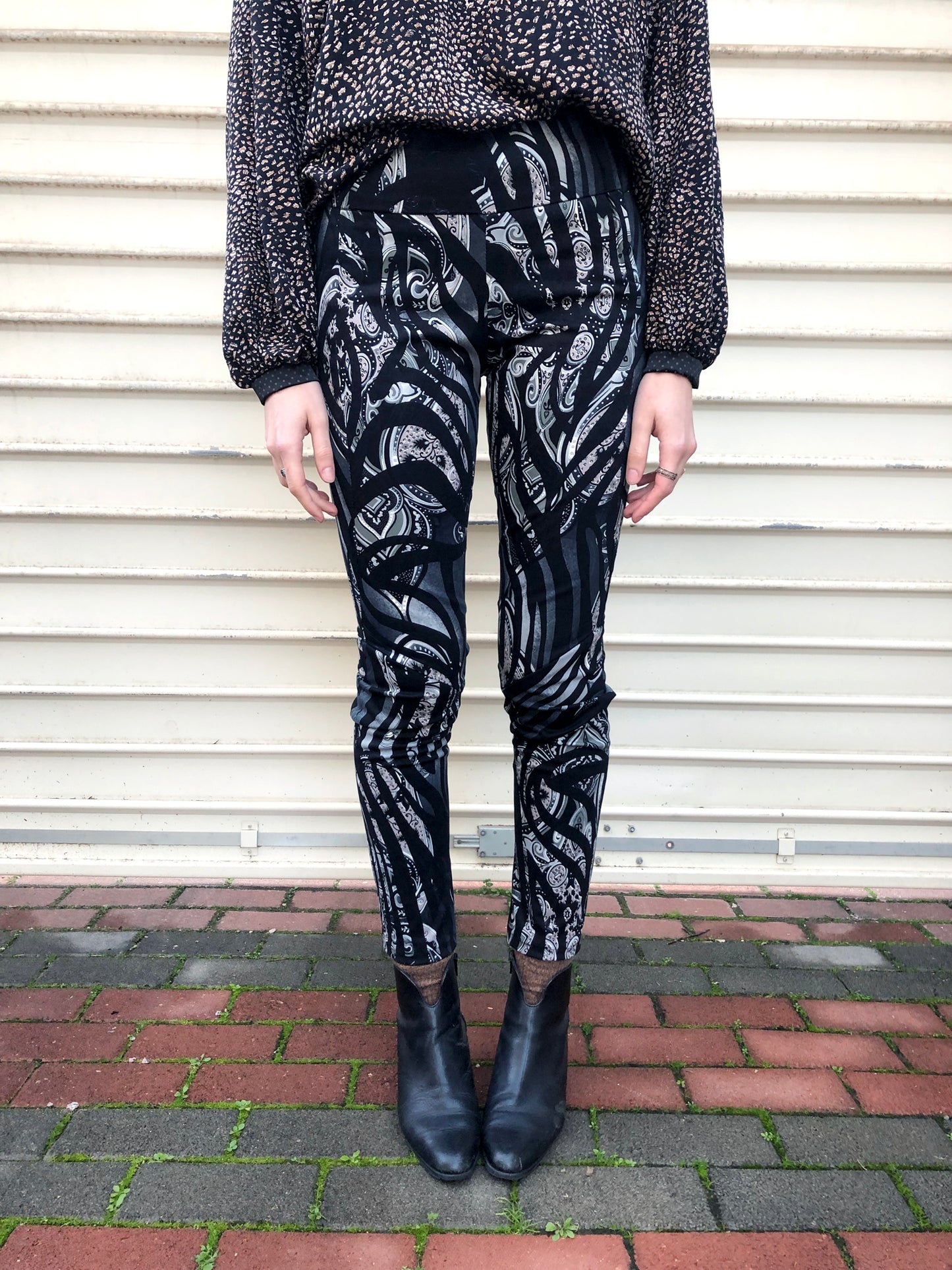 Rock Steady Pants / Sizes 36, 38